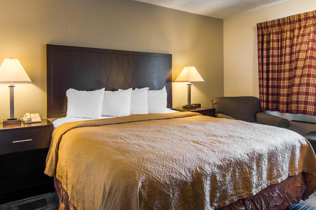 Quality Inn Tigard Portland Southwest Exterior photo