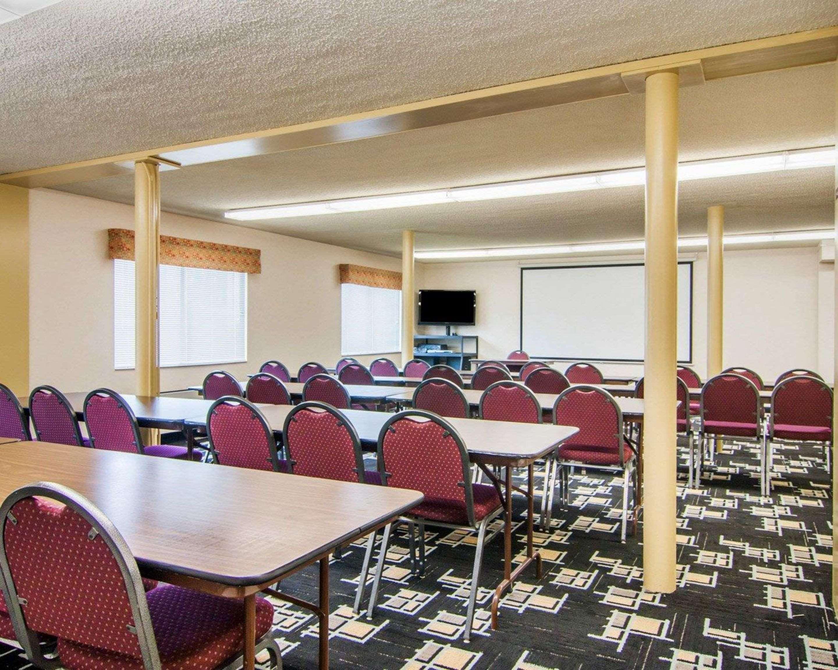 Quality Inn Tigard Portland Southwest Exterior photo