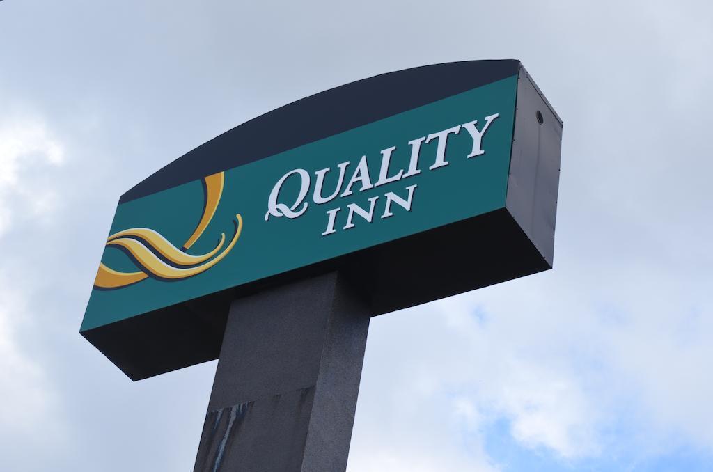 Quality Inn Tigard Portland Southwest Exterior photo